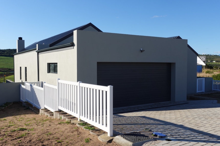 3 Bedroom Property for Sale in Reebok Western Cape